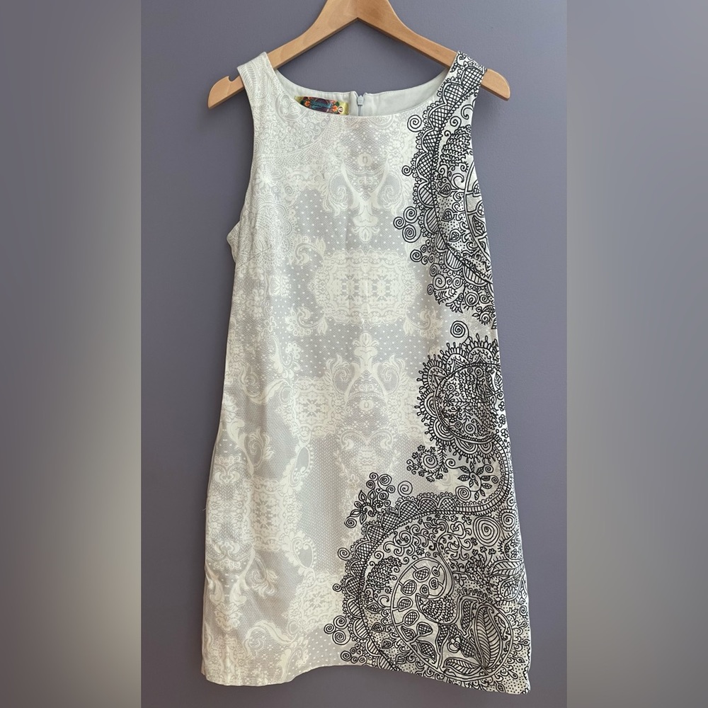 Desigaul mini dress, side pockets Italian size 40 / S